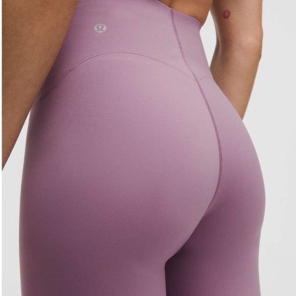 Lululemon Glow Up Super-High-Rise Tight 28" Lavender Lux - Picture 5 of 9